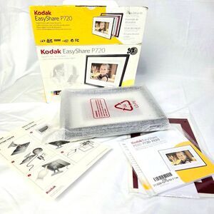 Kodak EasyShare P720 7” Digital Picture Frame Kit